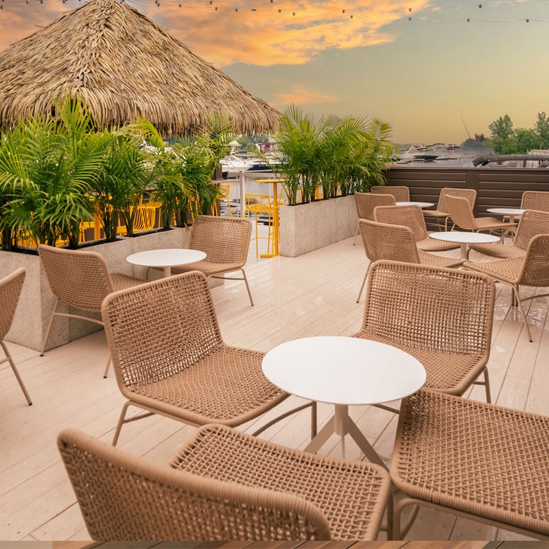 The terrace on the Richelieu